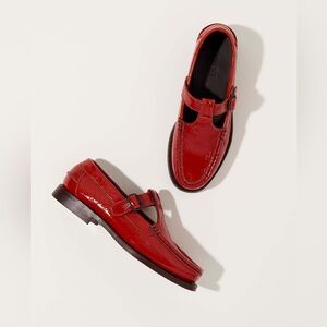 Hereu Alber Loafer in Carnelian Red Crinkled Glossy Leather, 37